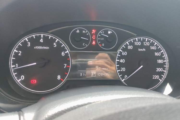 Used Nissan Tiida 2011 1.6L CVT Smart Version Instrument Cluster