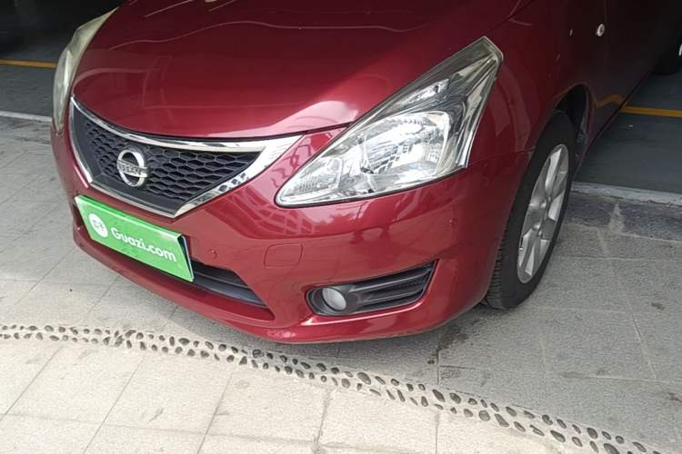 Used Nissan Tiida 2011 1.6L CVT Smart Version Left Front Headlight