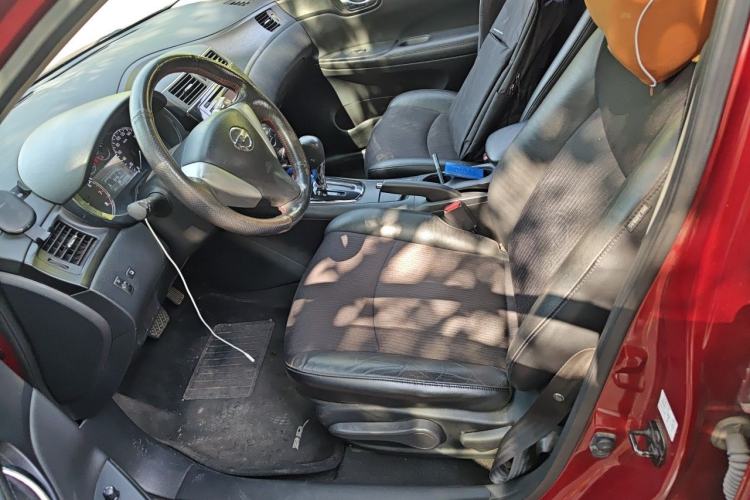 Used Nissan Tiida 2011 1.6L CVT Smart Version Left Front Seat