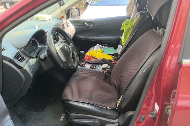 Used Nissan Tiida 2011 1.6L CVT Smart Version Left Front Seat