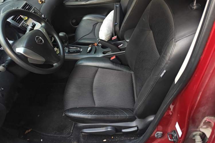 Used Nissan Tiida 2011 1.6L CVT Smart Version Left Front Seat