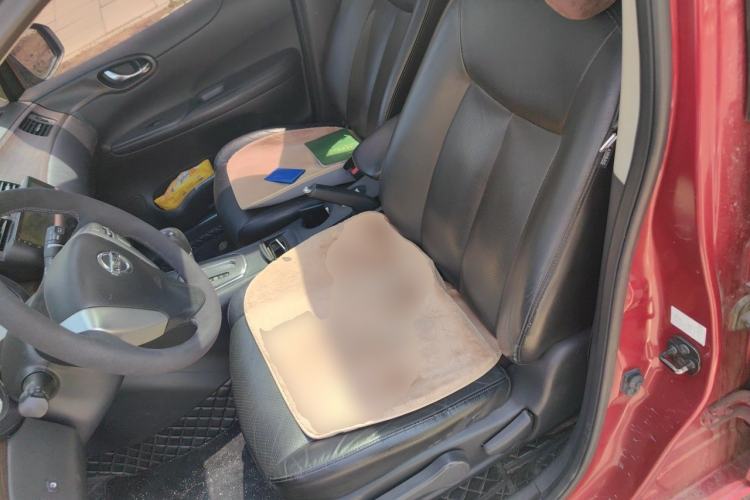 Used Nissan Tiida 2011 1.6L CVT Luxury Edition Left Front Seat