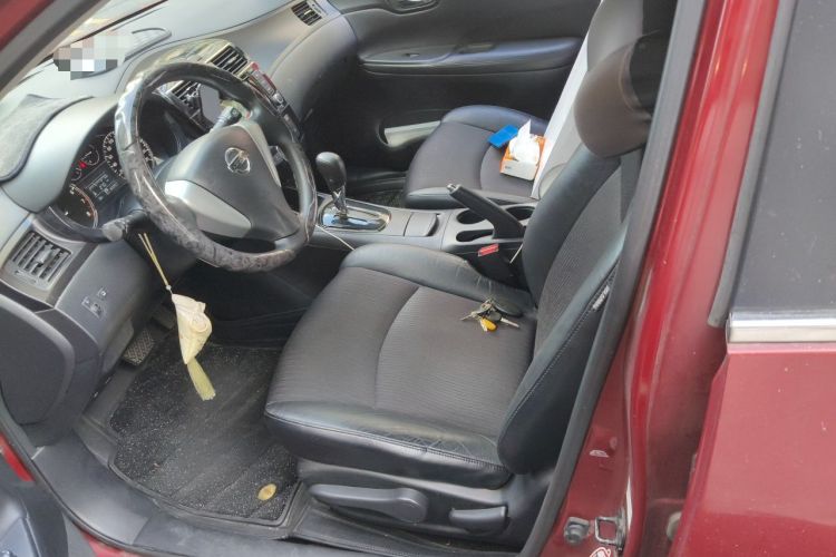 Used Nissan Tiida 2011 1.6L CVT Smart Version Left Front Seat