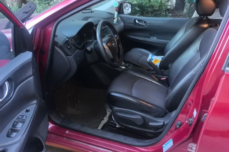 Used Nissan Tiida 2011 1.6L CVT Smart Version Left Front Seat