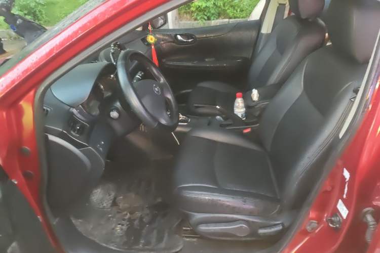 Used Nissan Tiida 2011 1.6L CVT Comfort Model Left Front Seat