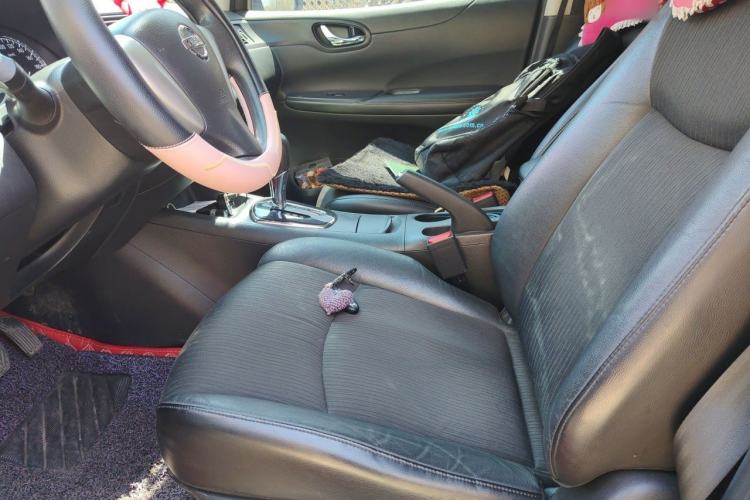 Used Nissan Tiida 2011 1.6L CVT Smart Version Left Front Seat