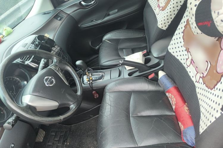 Used Nissan Tiida 2011 1.6L CVT Luxury Edition Left Front Seat