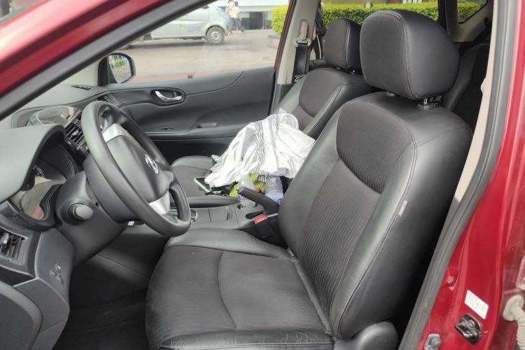 Used Nissan Tiida 2011 1.6L CVT Smart Version Left Front Seat