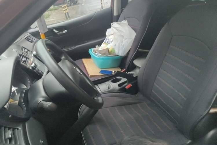 Used Nissan Tiida 2011 1.6L CVT Comfort Model Left Front Seat