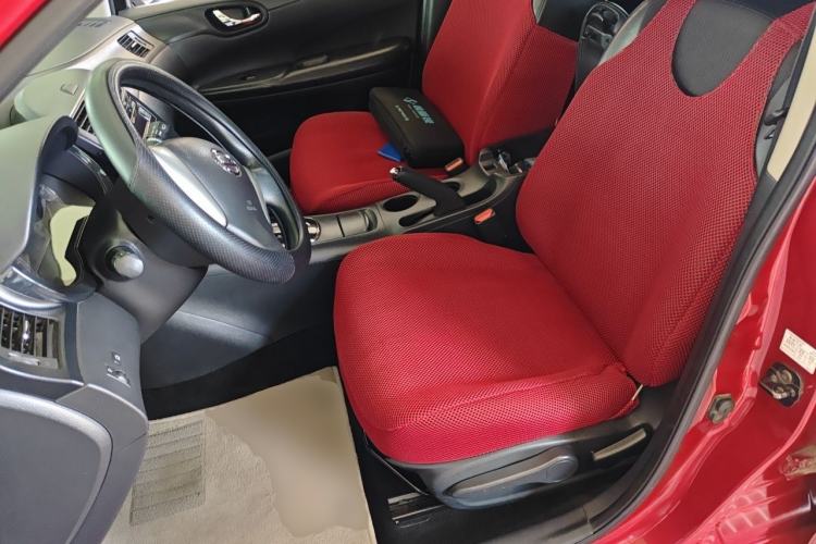 Used Nissan Tiida 2011 1.6L CVT Smart Version Left Front Seat