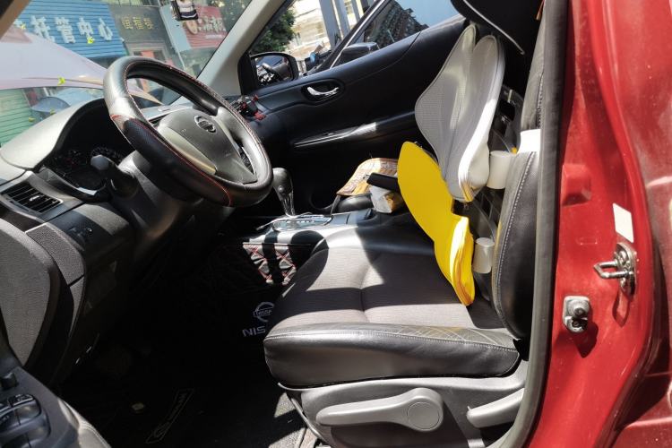 Used Nissan Tiida 2011 1.6L CVT Smart Version Left Front Seat