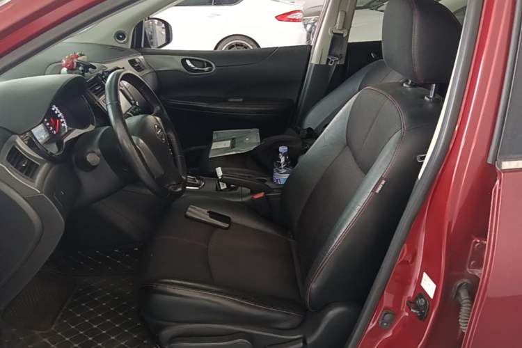 Used Nissan Tiida 2011 1.6T M-CVT Dynamic Edition Left Front Seat