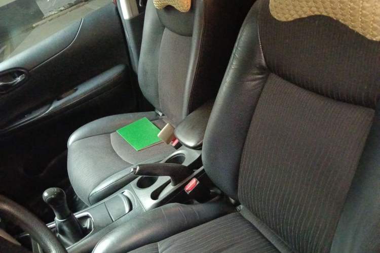 Used Nissan Tiida 2011 1.6L Manual Smart Version Left Front Seat