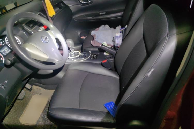 Used Nissan Tiida 2011 1.6L CVT Smart Version Left Front Seat