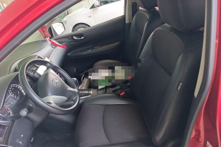 Used Nissan Tiida 2011 1.6L CVT Smart Version Left Front Seat