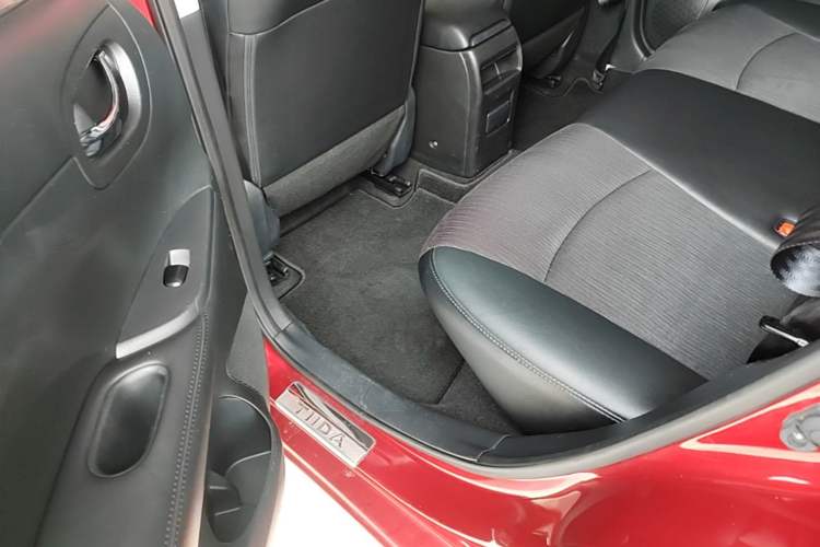 Used Nissan Tiida 2011 1.6L CVT Smart Version Left Rear Seat