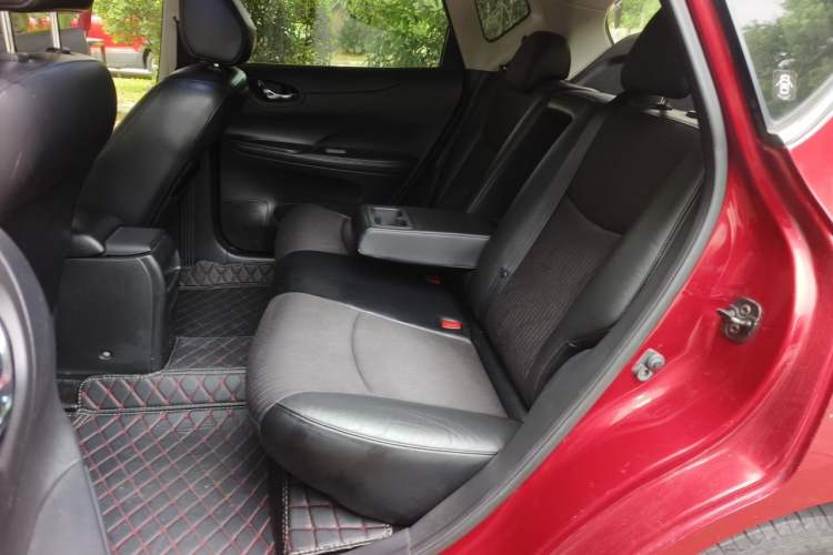 Used Nissan Tiida 2011 1.6L CVT Smart Version Left Rear Seat