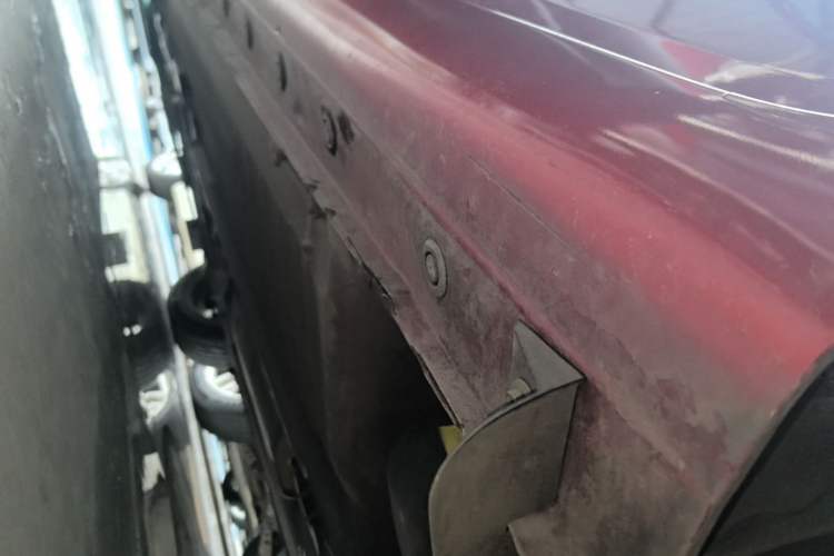 Used Nissan Tiida 2011 1.6L CVT Comfort Model Left Side Sill