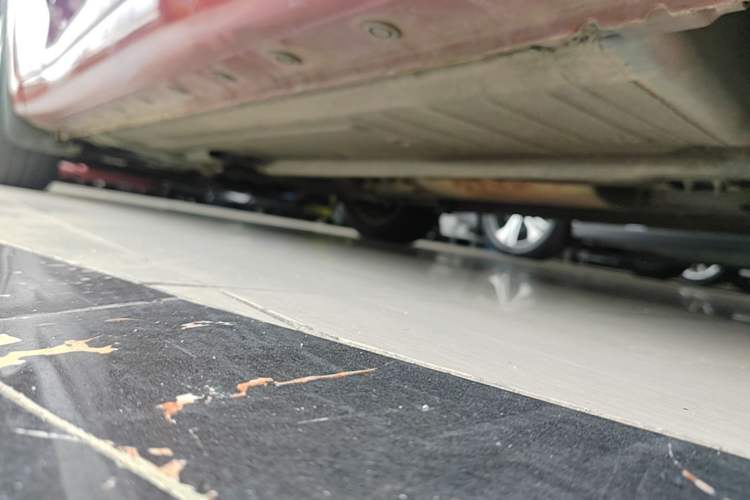 Used Nissan Tiida 2011 1.6L CVT Smart Version Left Side Sill