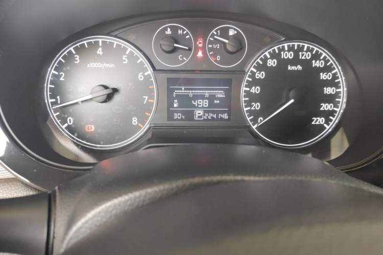 Used Nissan Tiida 2011 1.6L CVT Comfort Model Odometer Close Up