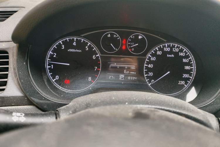 Used Nissan Tiida 2011 1.6L CVT Comfort Model Odometer Close Up