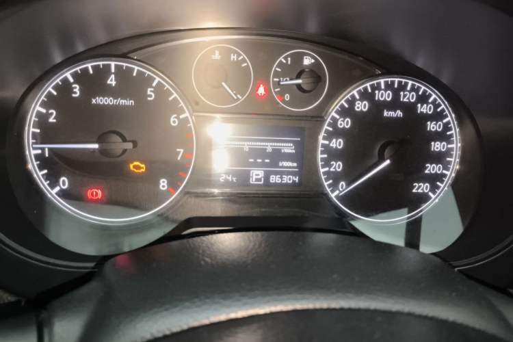 Used Nissan Tiida 2011 1.6L CVT Comfort Model Odometer Close Up