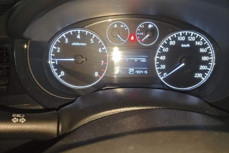 Used Nissan Tiida 2011 1.6L CVT Comfort Model Odometer Close Up