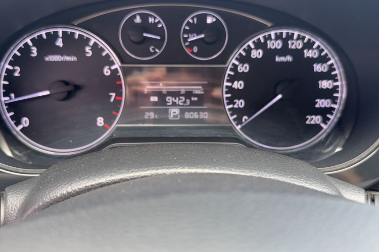 Used Nissan Tiida 2011 1.6L CVT Comfort Model Odometer Close Up