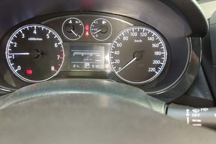 Used Nissan Tiida 2011 1.6L CVT Comfort Model Odometer Close Up