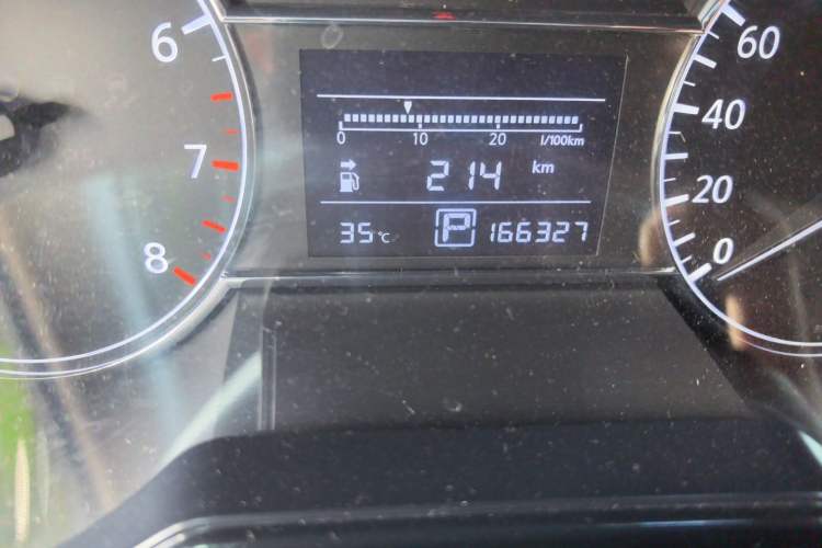 Used Nissan Tiida 2011 1.6L CVT Comfort Model Odometer Close Up