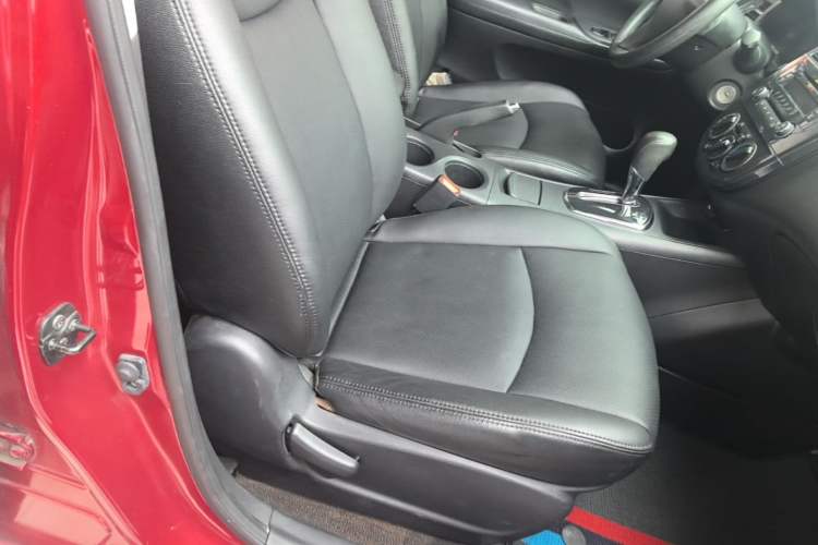 Used Nissan Tiida 2011 1.6L CVT Comfort Model Right Front Seat