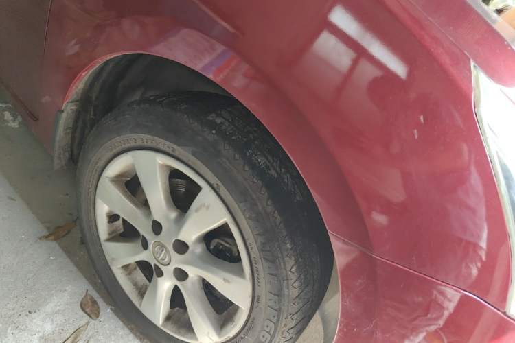 Used Nissan Tiida 2011 1.6L CVT Smart Version Right Front Wheel Hub
