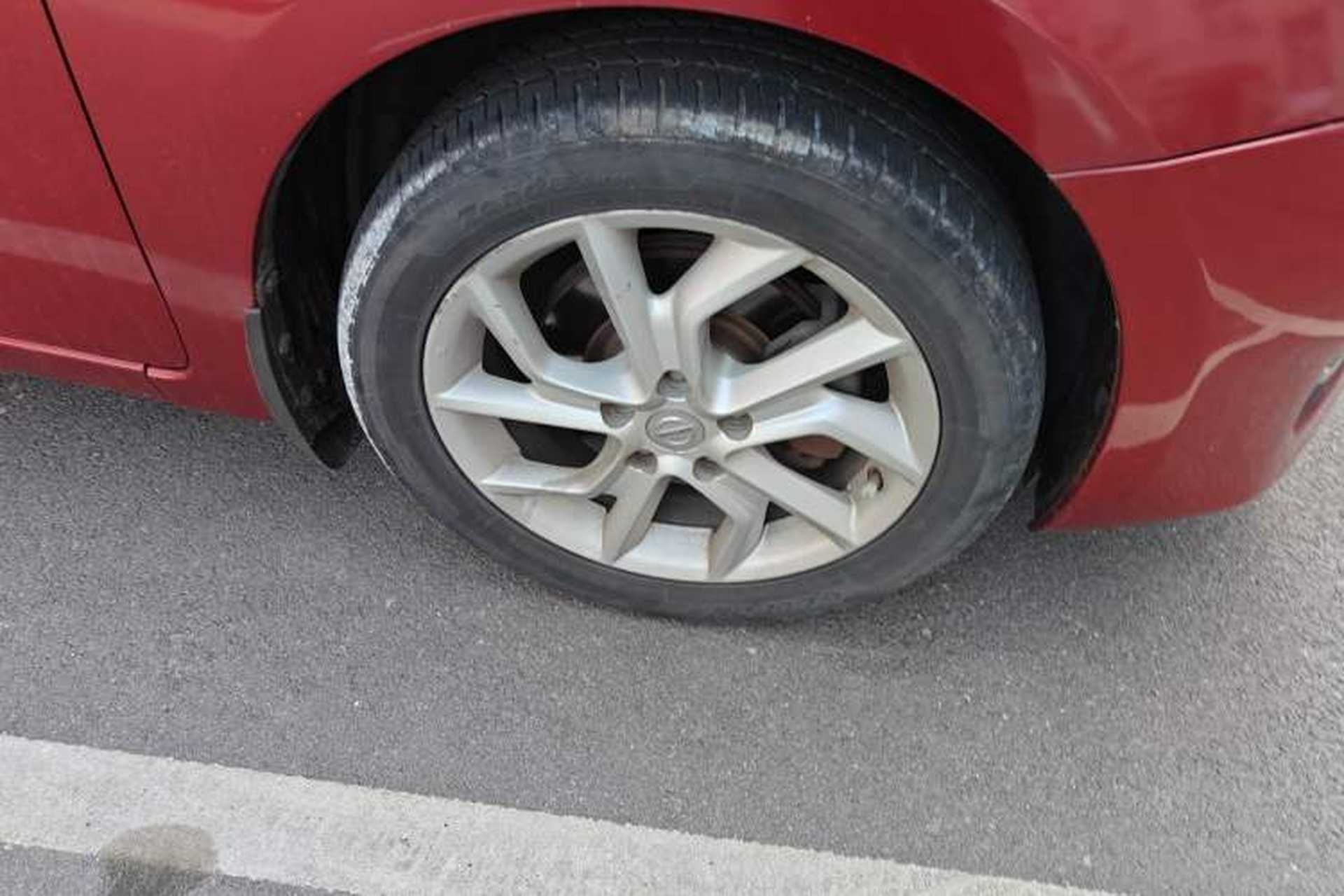 Used Nissan Tiida 2011 1.6T Manual Xuan Dong Edition Right Front Wheel Hub
