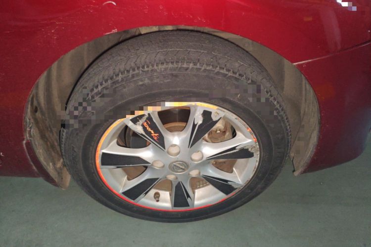 Used Nissan Tiida 2011 1.6L CVT Comfort Model Right Front Wheel Hub