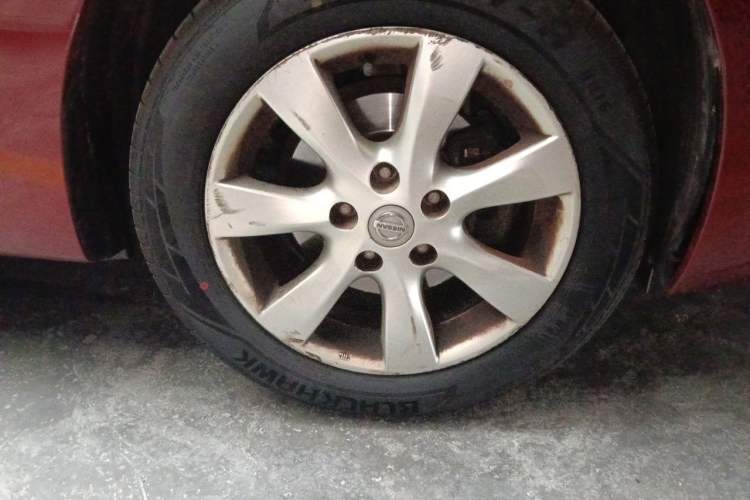 Used Nissan Tiida 2011 1.6L Manual Smart Version Right Front Wheel Hub