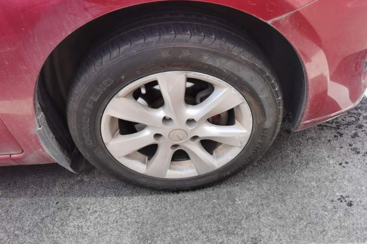 Used Nissan Tiida 2011 1.6L CVT Comfort Model Right Front Wheel Hub