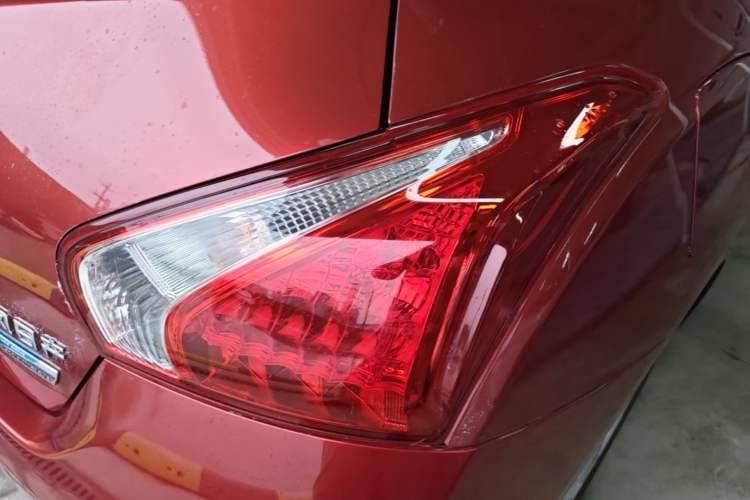 Used Nissan Tiida 2011 1.6L CVT Comfort Model Right Rear Taillight