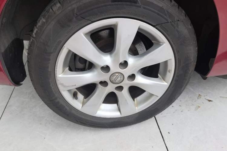 Used Nissan Tiida 2011 1.6L CVT Comfort Model Right Rear Wheel Hub