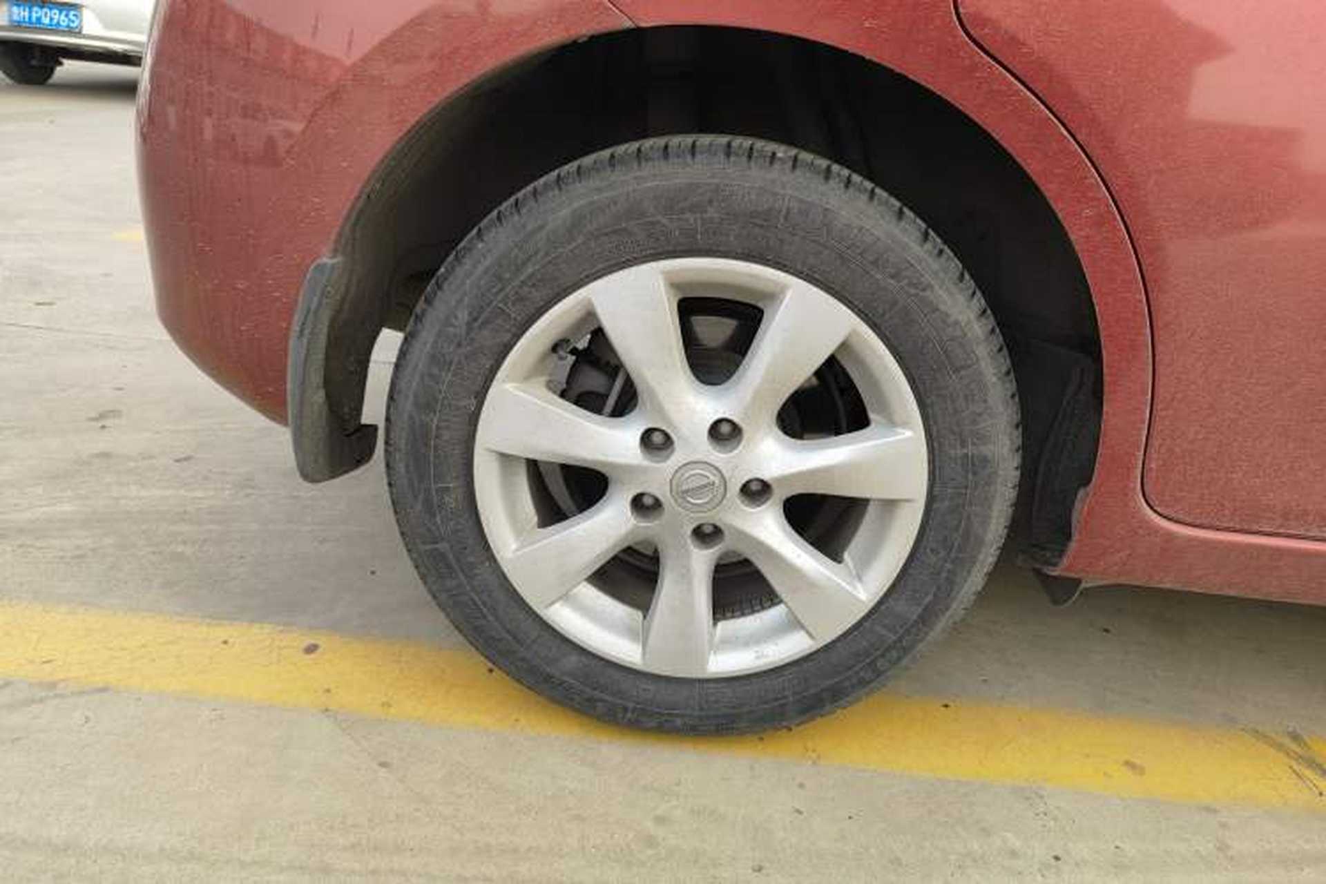 Used Nissan Tiida 2011 1.6L CVT Comfort Model Right Rear Wheel Hub