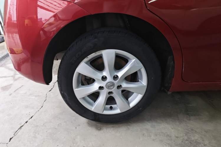 Used Nissan Tiida 2011 1.6L CVT Comfort Model Right Rear Wheel Hub