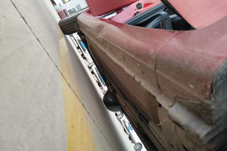 Used Nissan Tiida 2011 1.6L CVT Comfort Model Right Side Sill