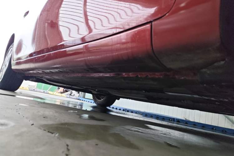 Used Nissan Tiida 2011 1.6L CVT Comfort Model Right Side Sill
