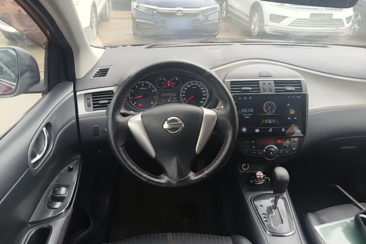 Used Nissan Tiida 2011 1.6T M-CVT Cool Edition Steering Wheel