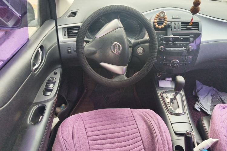 Used Nissan Tiida 2011 1.6T M-CVT Dynamic Edition Steering Wheel