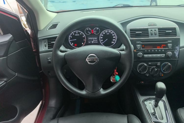 Used Nissan Tiida 2011 1.6L CVT Comfort Model Steering Wheel