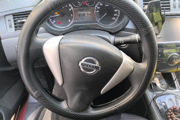 Used Nissan Tiida 2011 1.6L CVT Smart Version Steering Wheel