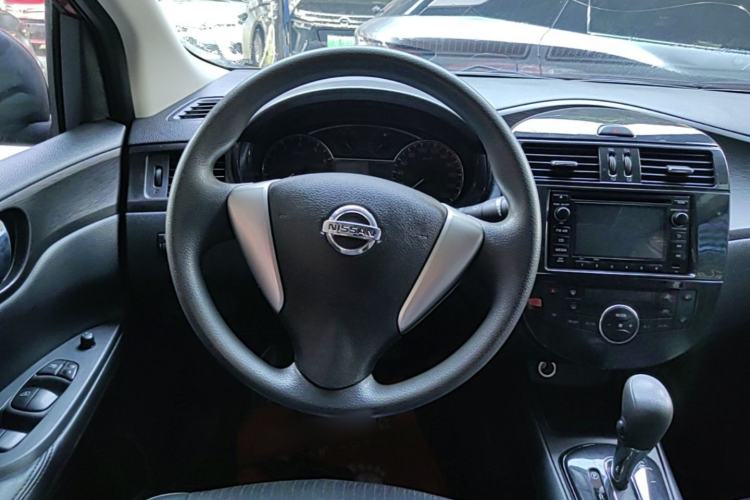 Used Nissan Tiida 2011 1.6L CVT Smart Version Steering Wheel