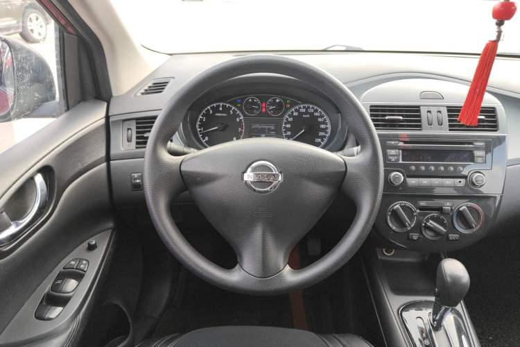 Used Nissan Tiida 2011 1.6L CVT Comfort Model Steering Wheel