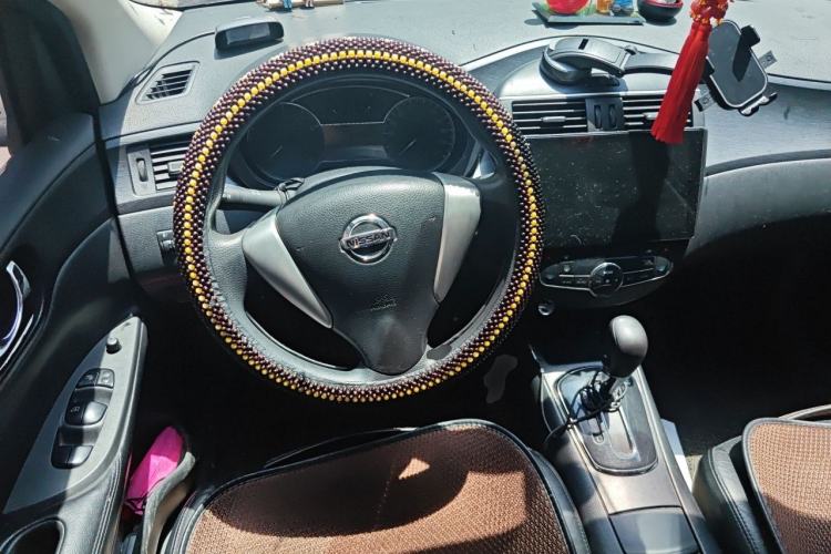 Used Nissan Tiida 2011 1.6L CVT Smart Version Steering Wheel
