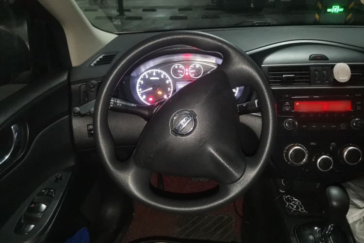 Used Nissan Tiida 2011 1.6L CVT Comfort Model Steering Wheel